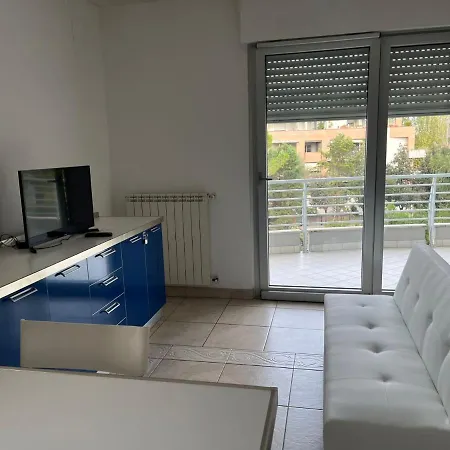 Sud Apartment